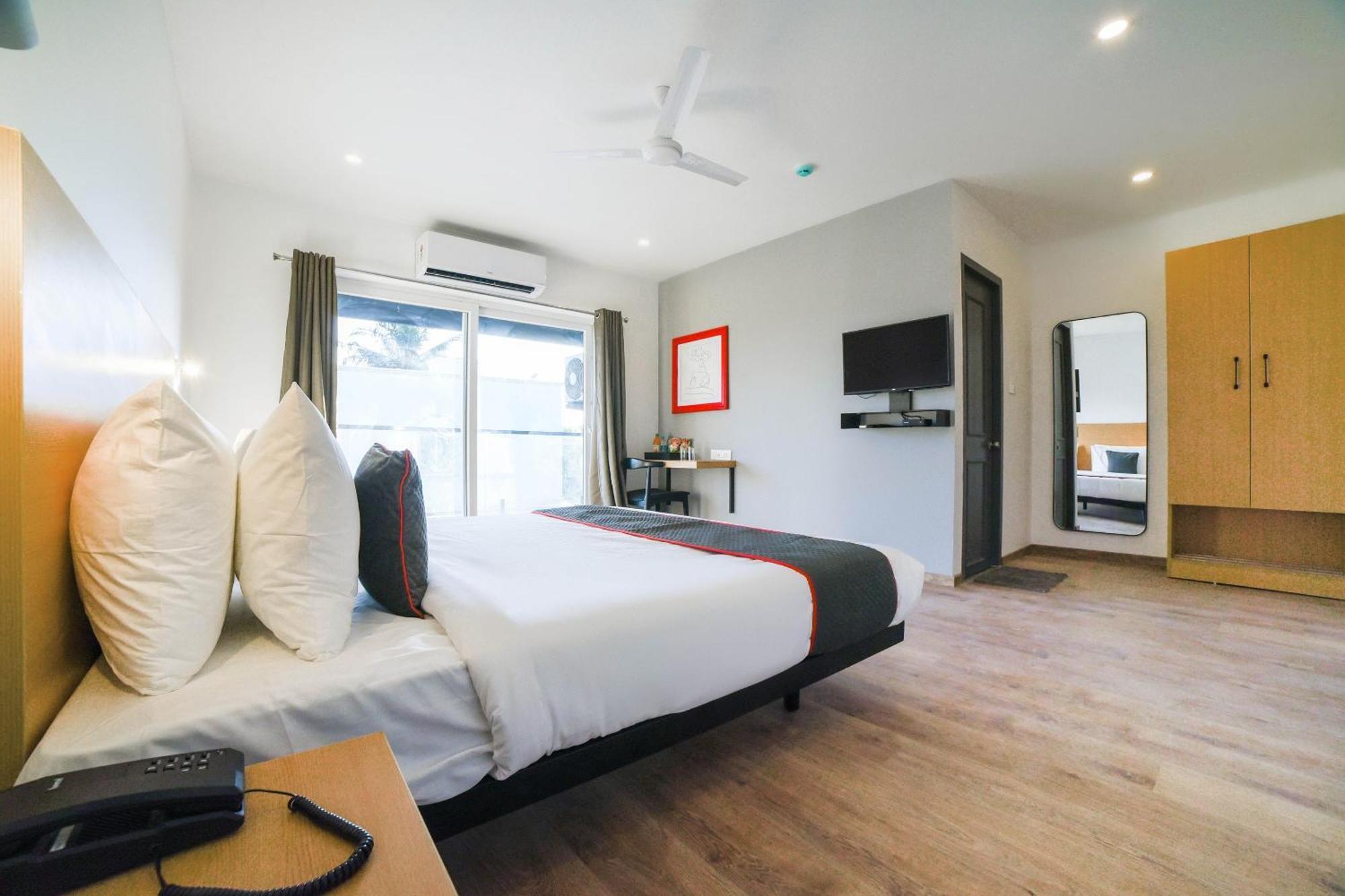 Townhouse 211 Laguna Ecr Near Juhu Beach チェンナイ エクステリア 写真
